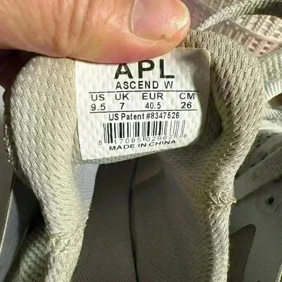 APL Sneakers - Picture 5 of 9